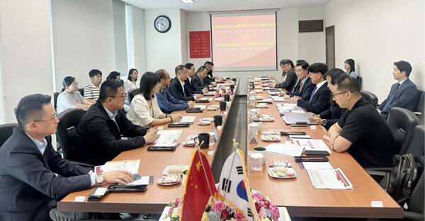云门酱酒亮相2025首尔国际食品展醇厚酒香传递中国味道(图4)