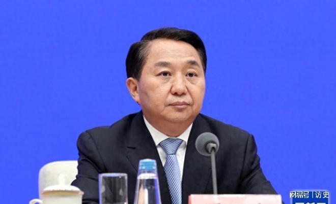 央视怒批国务院点名封杀！这几位坑蒙老百姓的大网红彻底凉凉(图1)